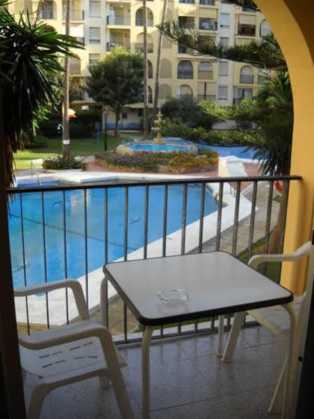 Hostal Jomarijo Fuengirola Bagian luar foto