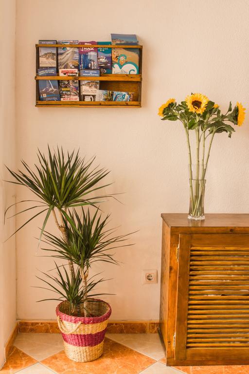Hostal Jomarijo Fuengirola Bagian luar foto